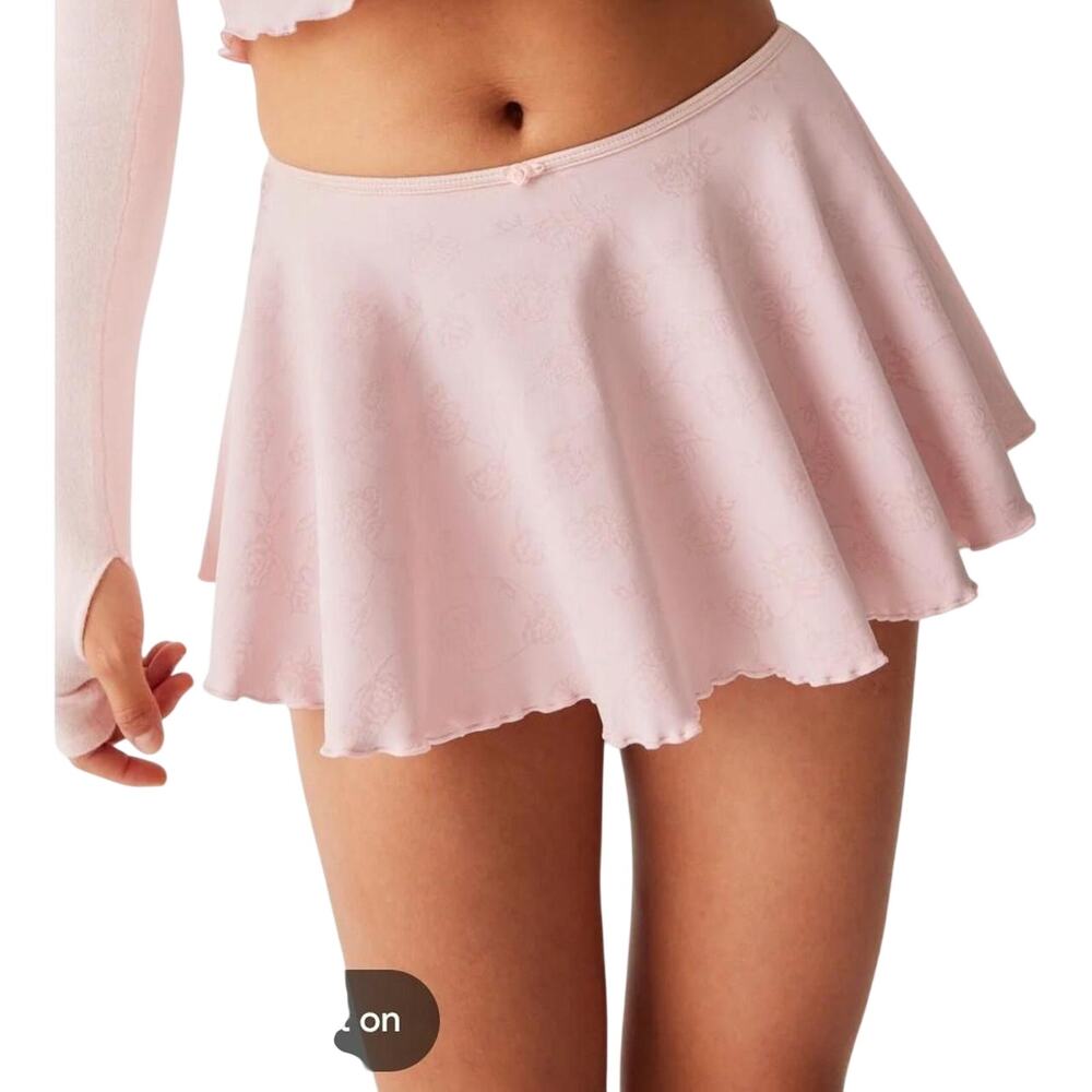 Frankies Bikinis Star Low Rise Skort Pink Petals Rose Jacquard Size S